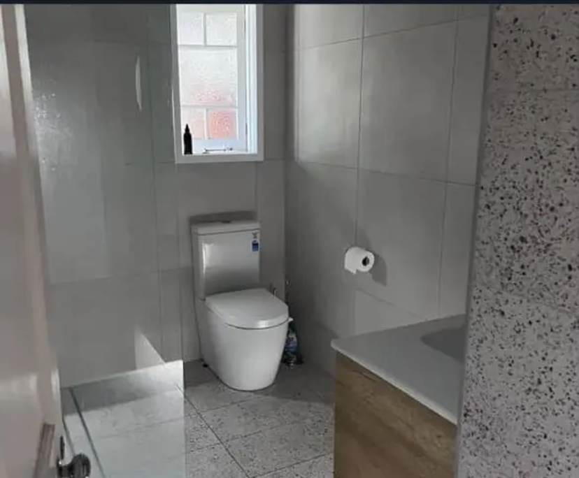 $246, Share-house, 5 bathrooms, East Brisbane QLD 4169