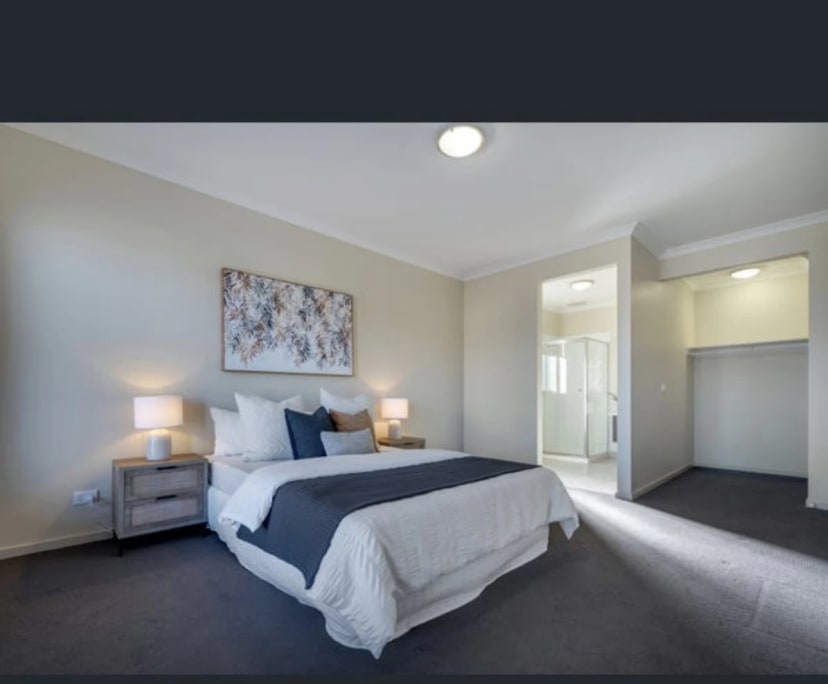 $210, Share-house, 4 bathrooms, Craigieburn VIC 3064