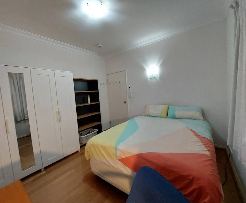 $325, Share-house, 6 bathrooms, Victoria Park WA 6100