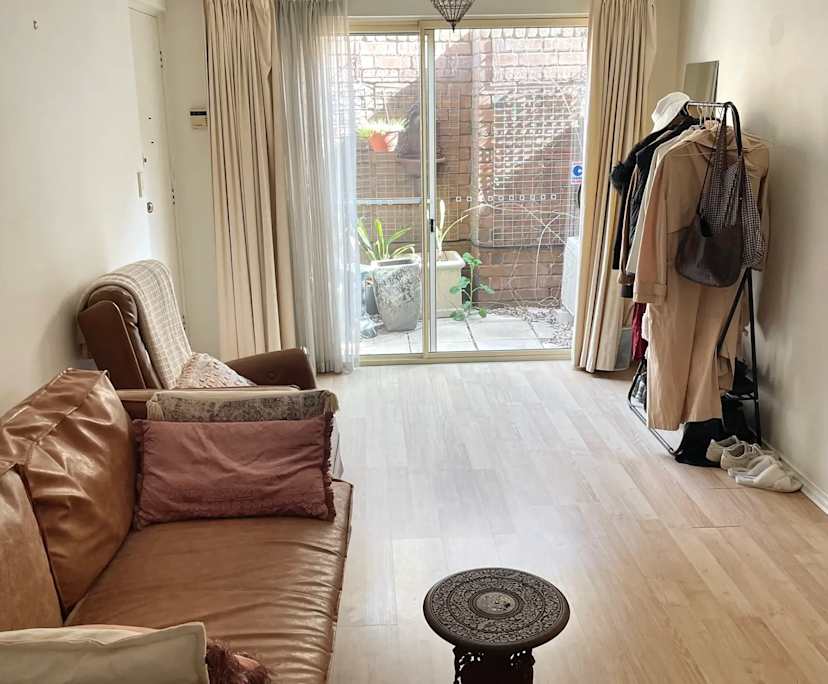 Unfurnished room in a share house