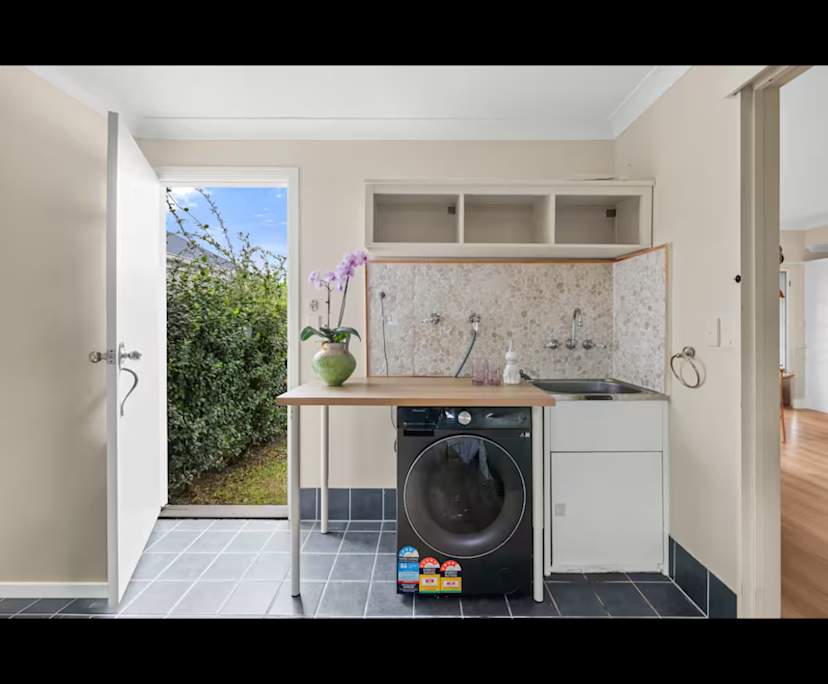 Furnished room with ensuite in a share house
