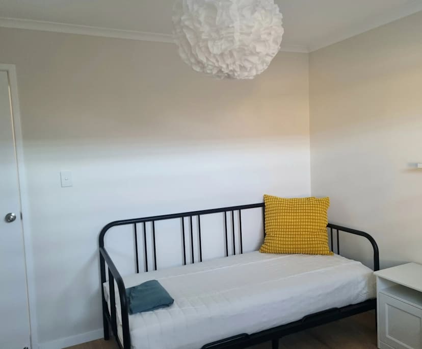 $220, Share-house, 3 bathrooms, Lawnton QLD 4501