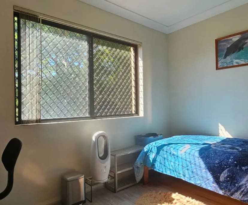 Furnished room in a share house
