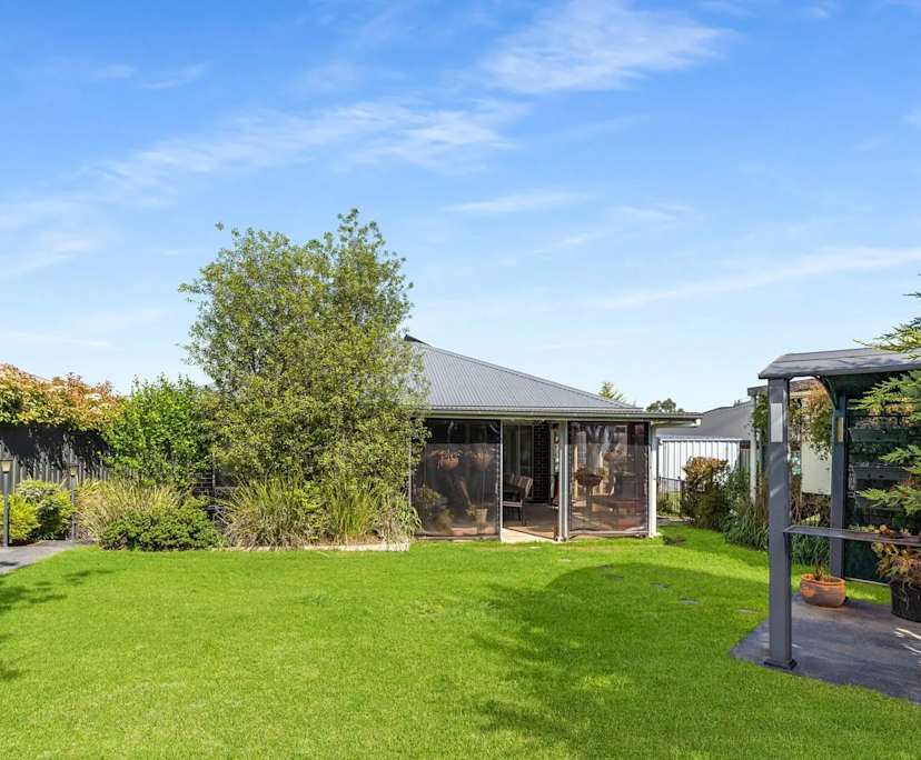 $700, Whole-property, 4 bathrooms, Orange NSW 2800