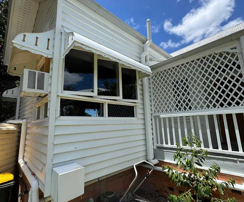 $320, Share-house, 4 bathrooms, Kenmore QLD 4069