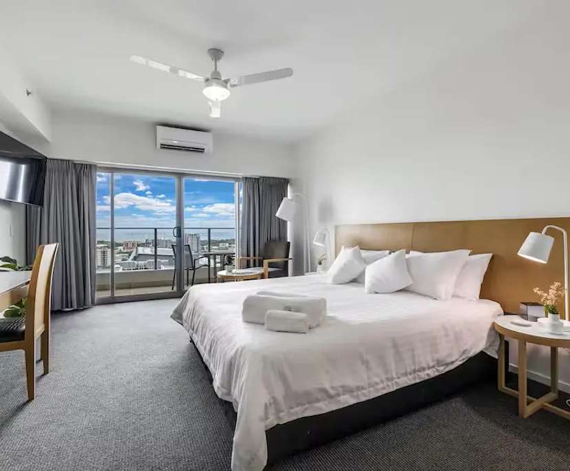 Furnished room studio flat for rent