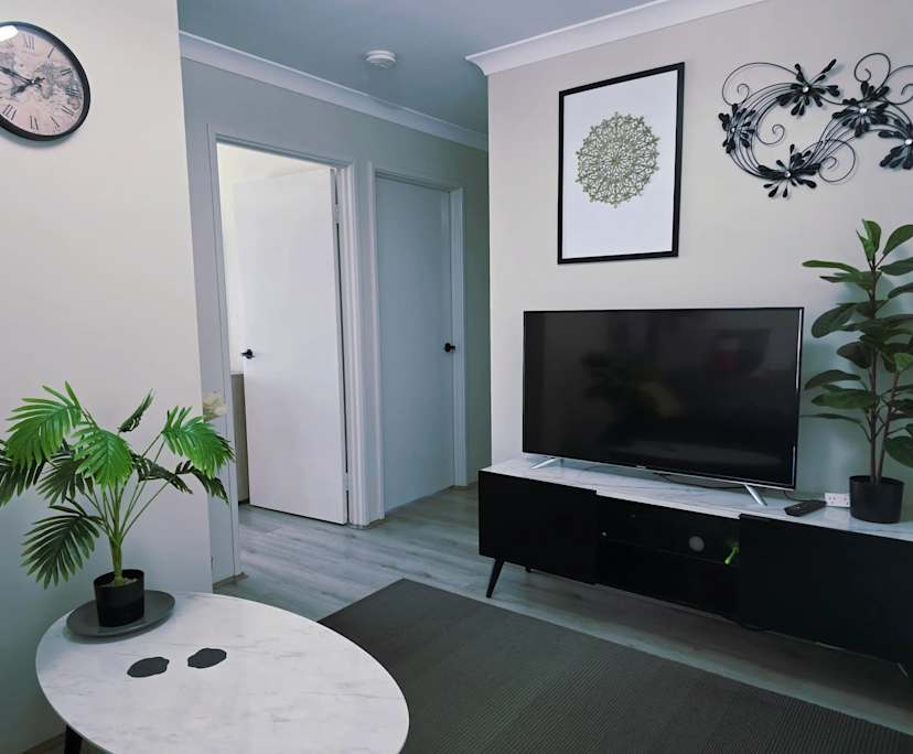 $370, Share-house, 2 bathrooms, Parmelia WA 6167