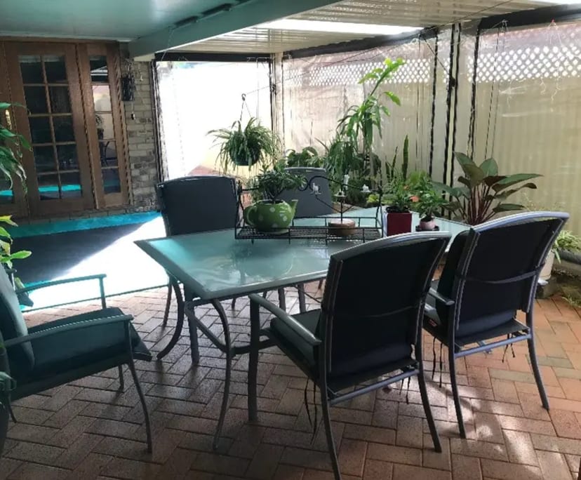 $350, Share-house, 3 bathrooms, Labrador QLD 4215
