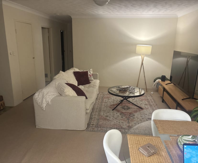 Unfurnished room in a flatshare