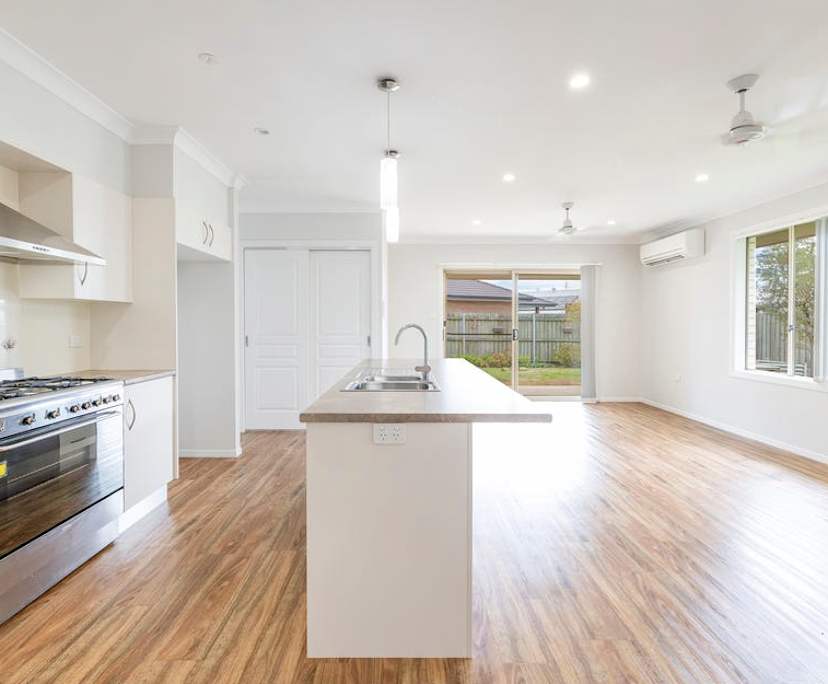 Unfurnished room in a share house