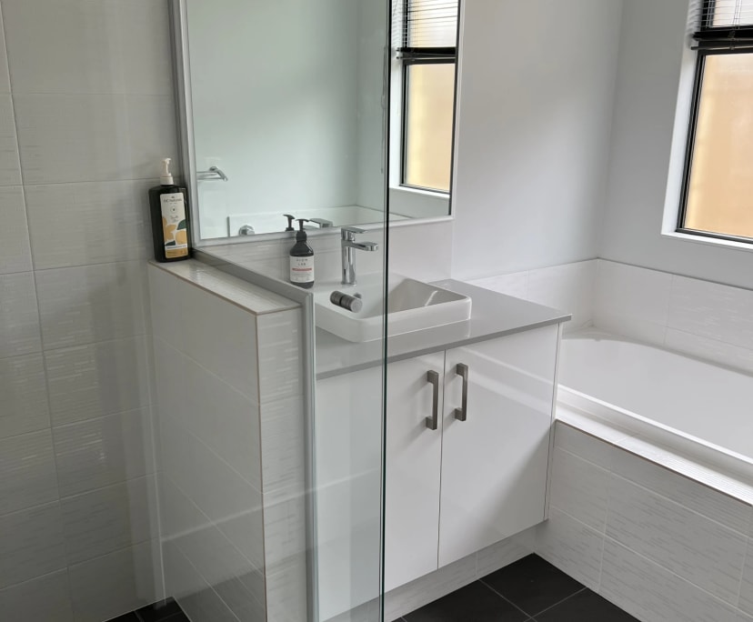 Unfurnished room with own bathroom
