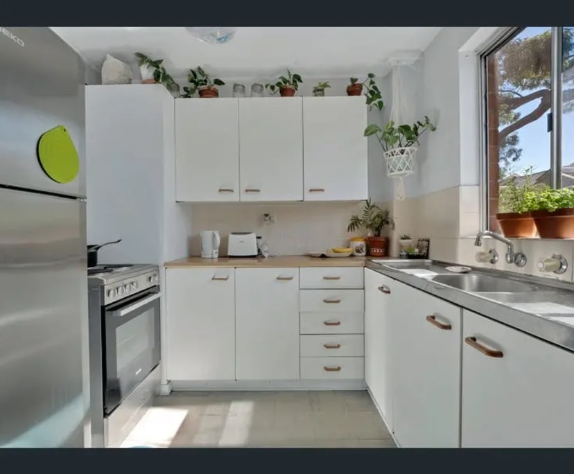 $420, Whole-property, 1 bathroom, Glebe NSW 2037