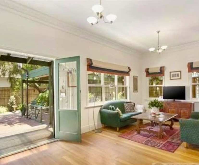 $330, Share-house, 5 bathrooms, Elsternwick VIC 3185