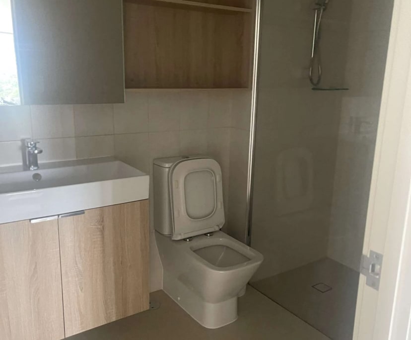 $300, Flatshare, 2 bathrooms, Brisbane City QLD 4000