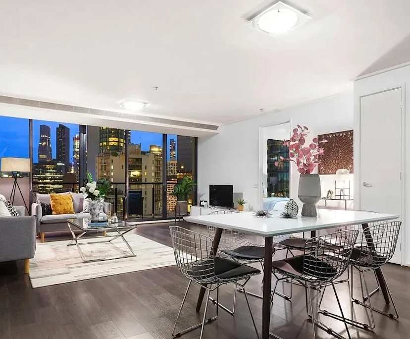 Furnished room in a flatshare