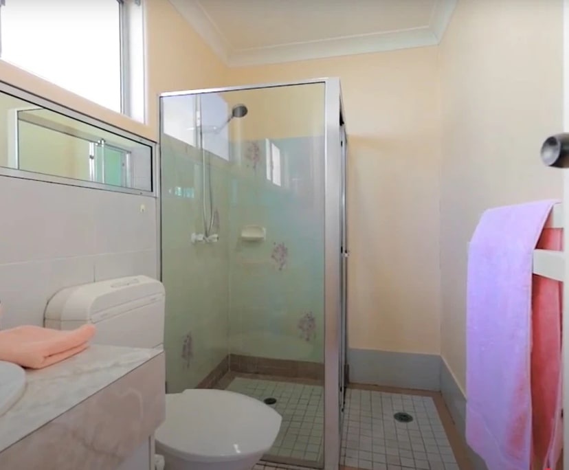 Unfurnished room with own bathroom