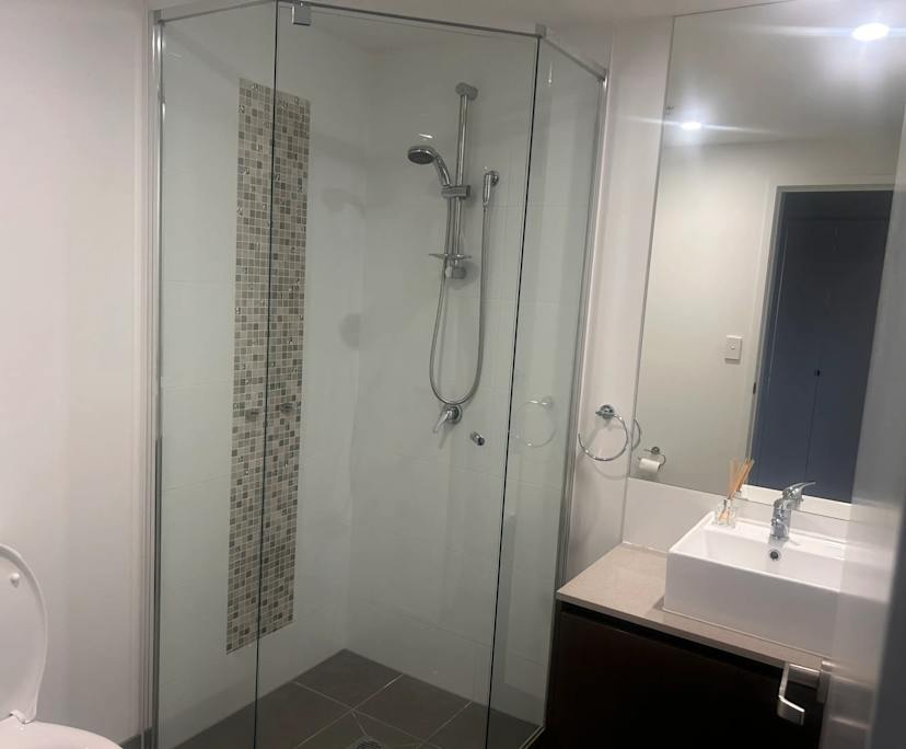 $350, Flatshare, 2 bathrooms, Robina QLD 4226
