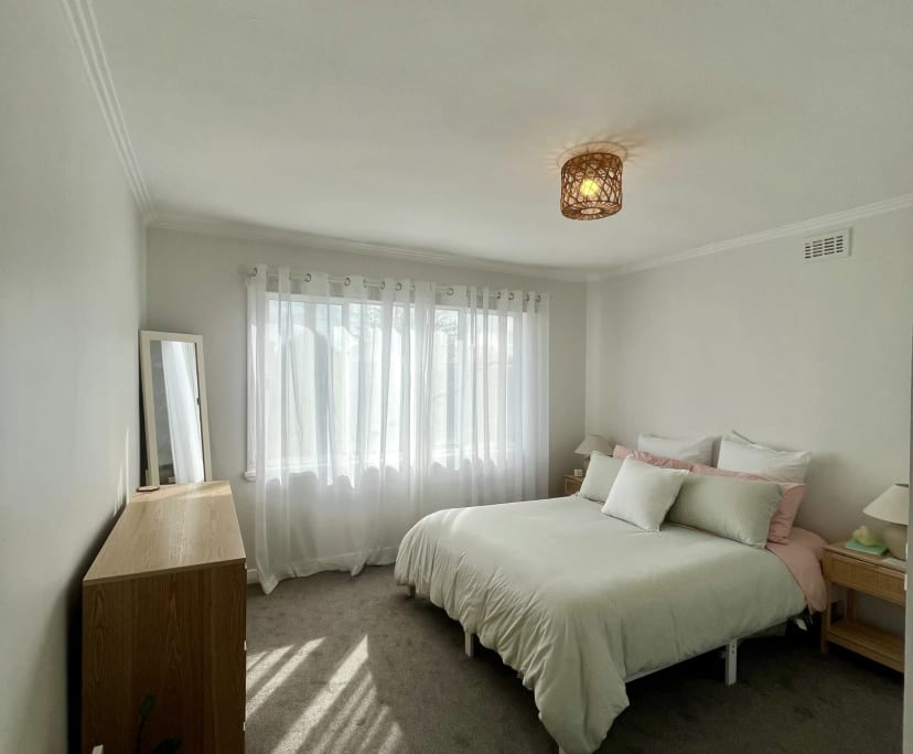 Whole property with 2 rooms for rent