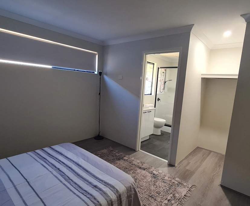 $300, Share-house, 4 bathrooms, Singleton WA 6175