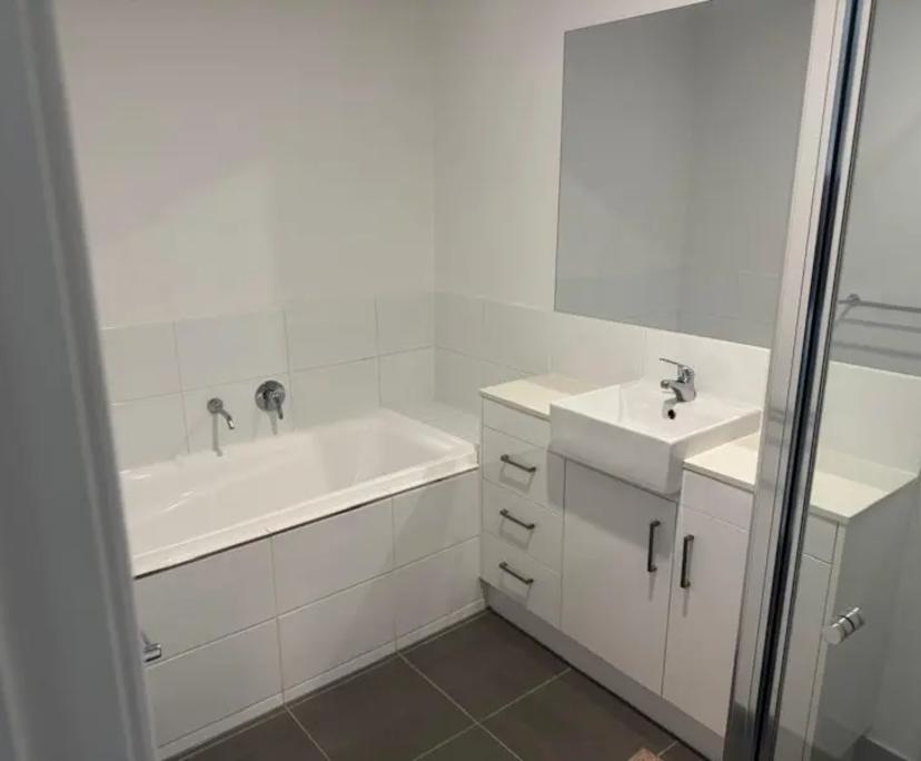 $180-200, Share-house, 2 rooms, Wyndham Vale VIC 3024, Wyndham Vale VIC 3024