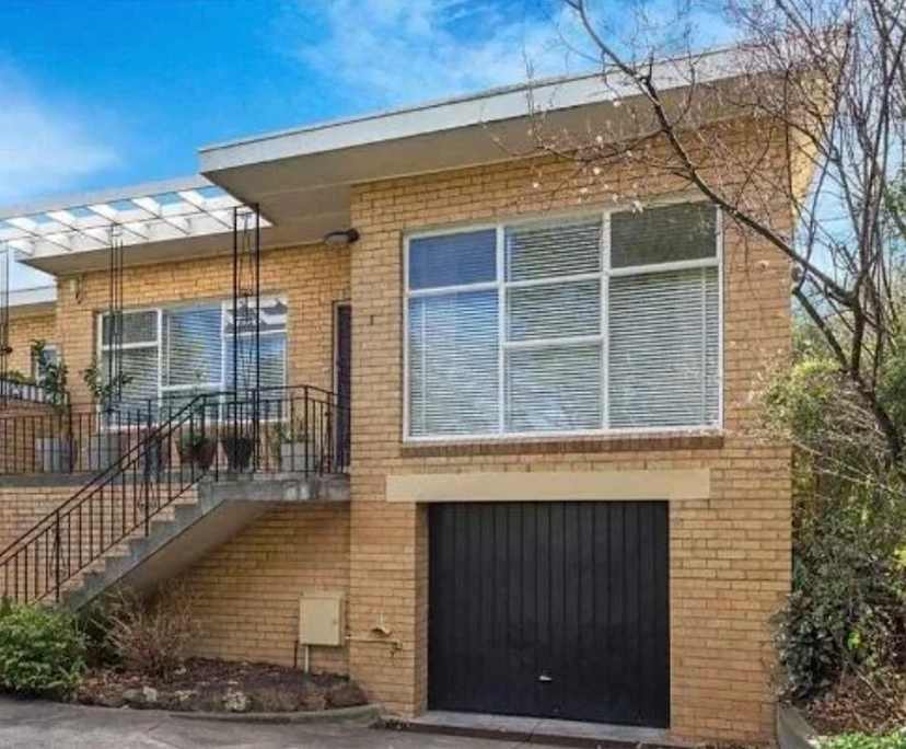 Room in a share house