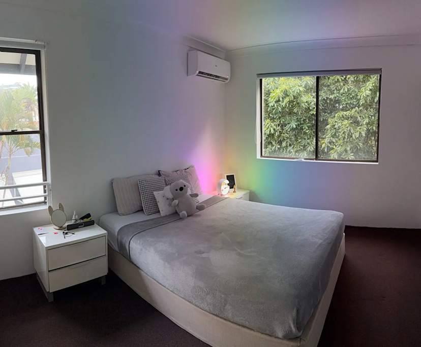 Furnished room with ensuite in a flatshare