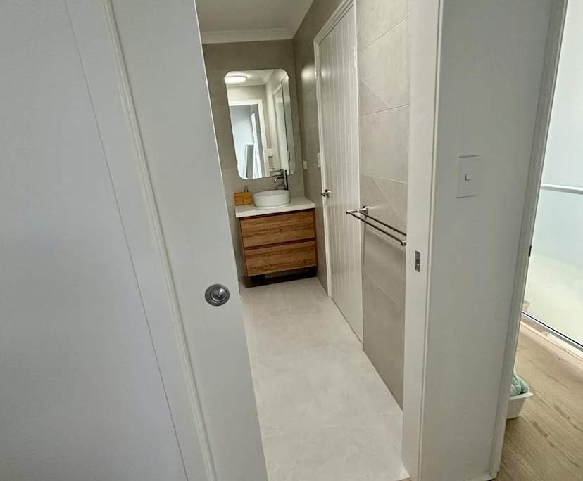 $450, Share-house, 3 bathrooms, Hillarys WA 6025