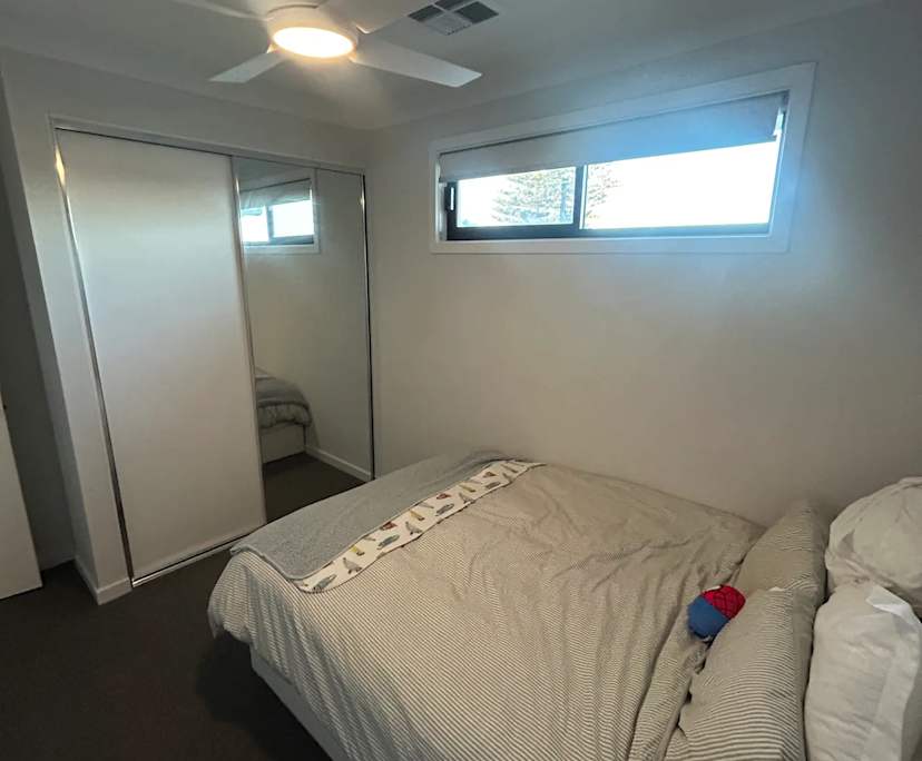 Unfurnished room in a flatshare