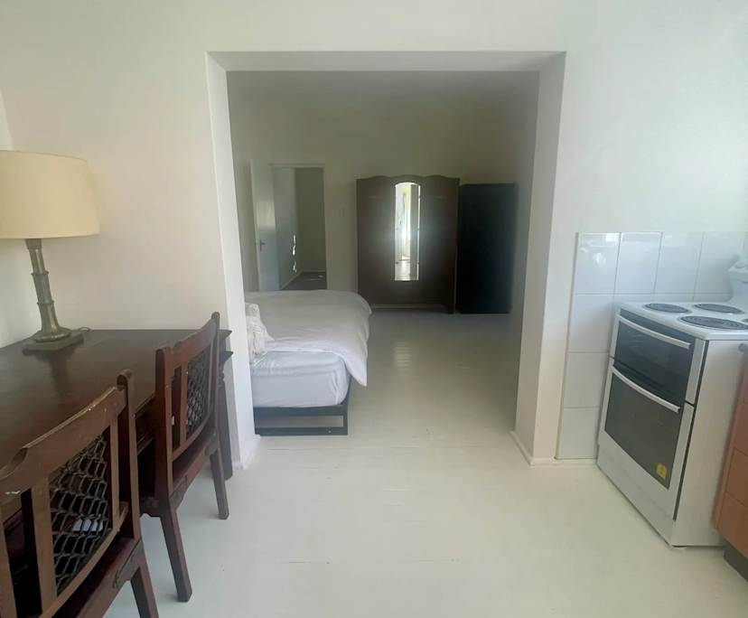 Unfurnished room in a share house