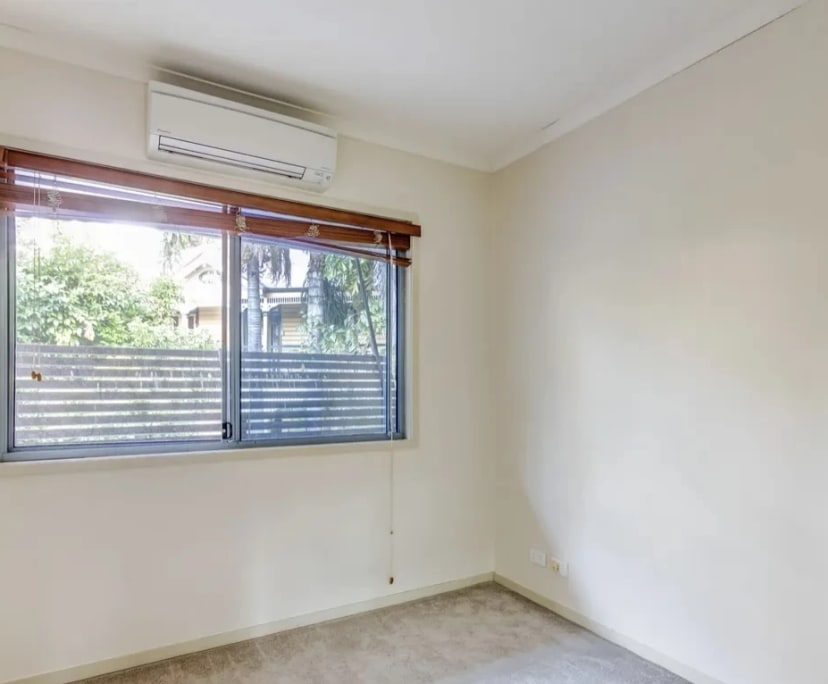 Unfurnished room with own bathroom