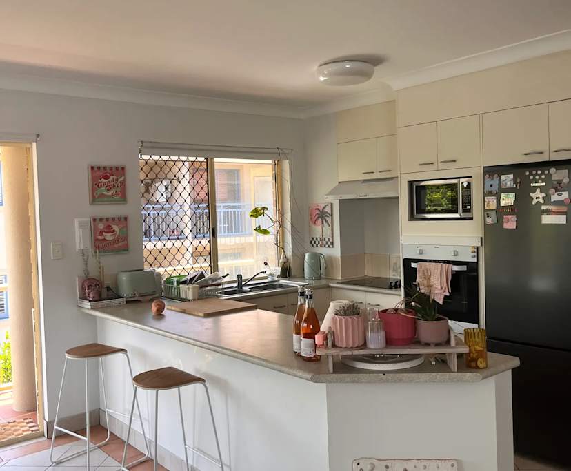 $270, Flatshare, 3 bathrooms, Bilinga QLD 4225