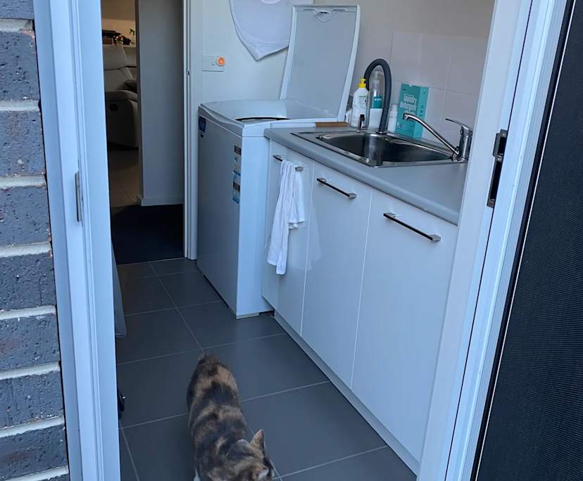 $150, Whole-property, 3 bathrooms, Thomson VIC 3219