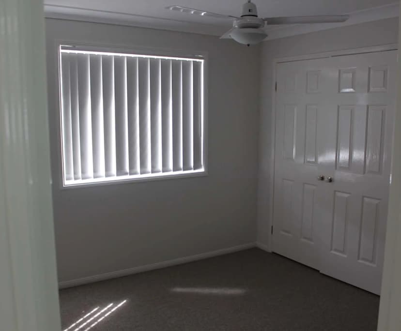 Unfurnished room in a share house