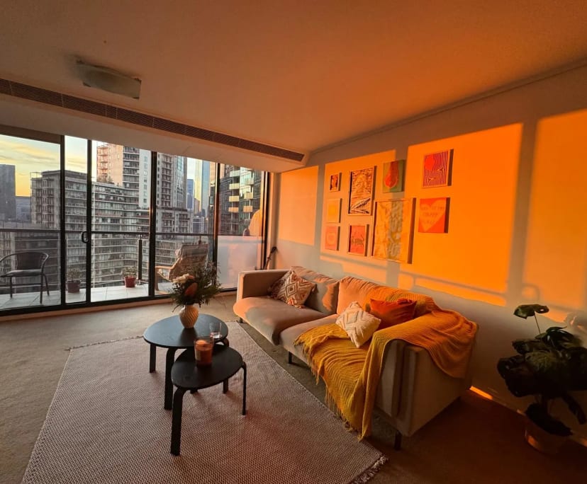 Furnished room in a flatshare