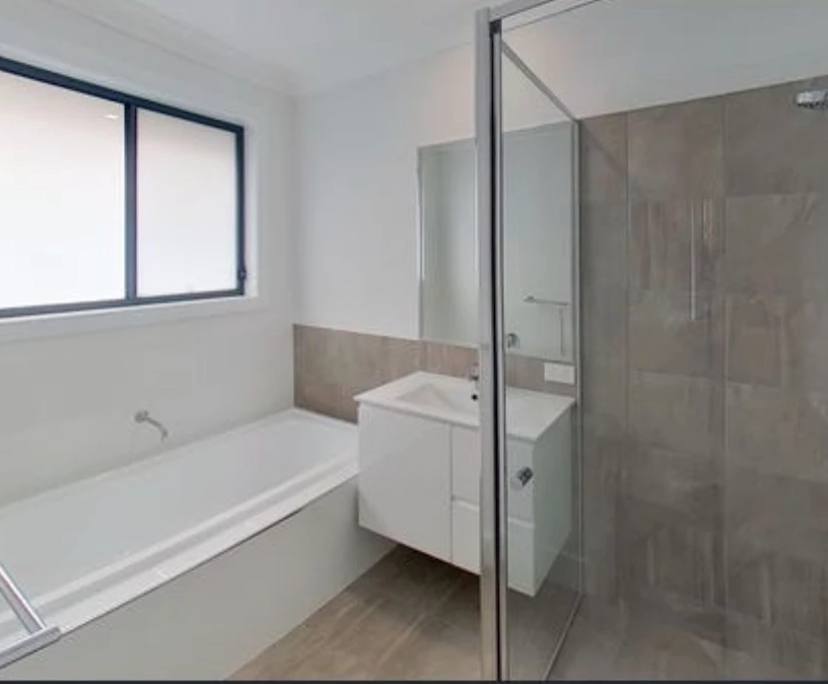Unfurnished room in a share house