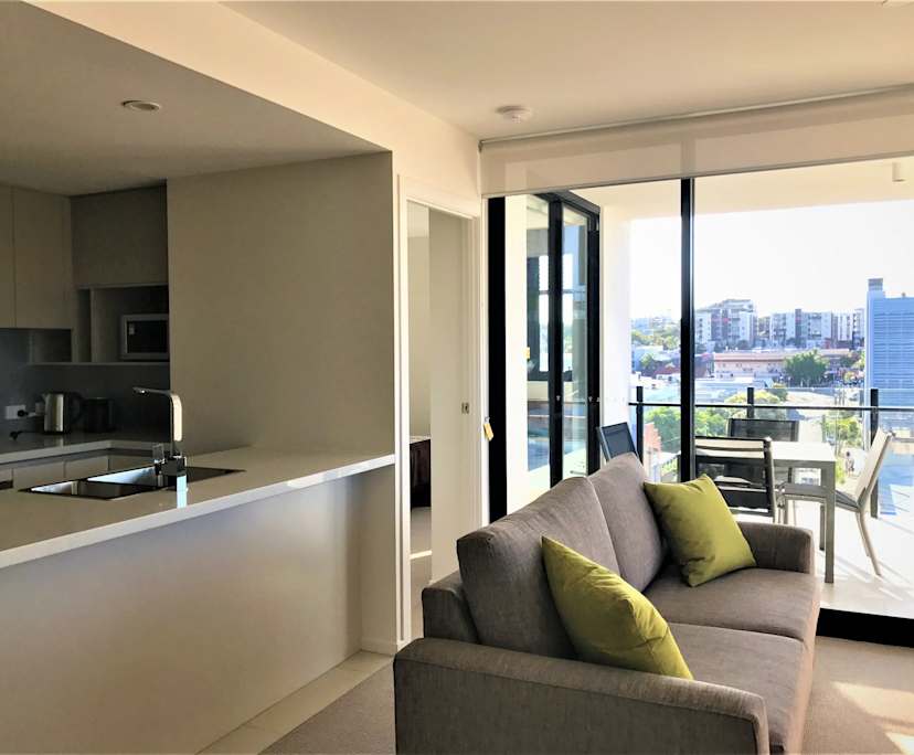 $415, Flatshare, 2 bathrooms, East Brisbane QLD 4169