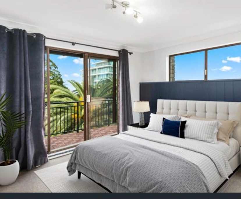Unfurnished room with own bathroom
