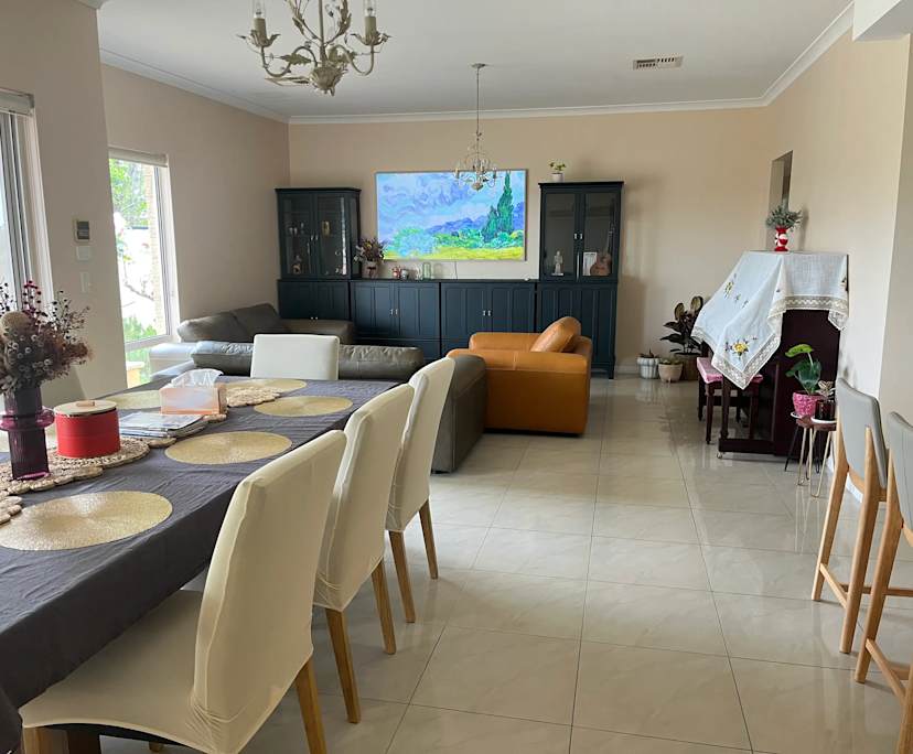 Furnished room in a share house