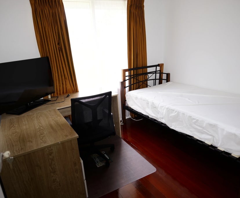 Furnished room with own bathroom