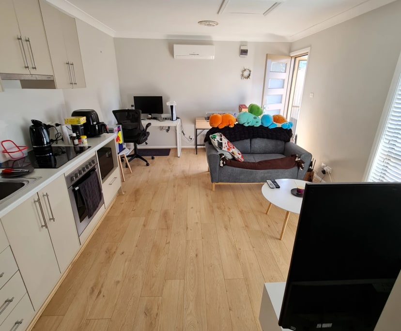 Granny Flat for Rent in Schofields, Sydney 375, U...
