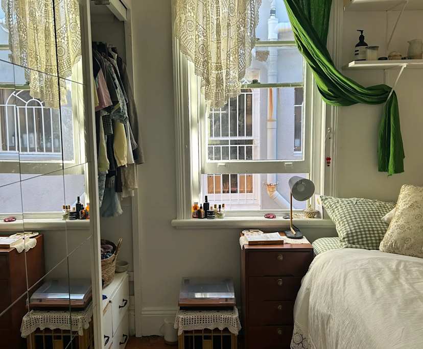 Unfurnished room in a share house