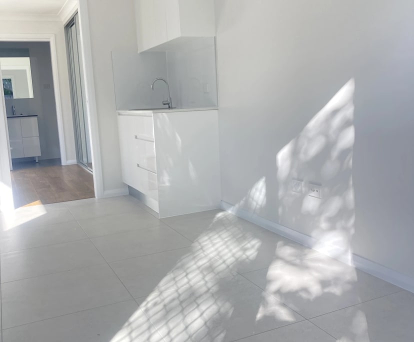 Granny Flat for Rent in Penrith, Sydney 400, Unfu...