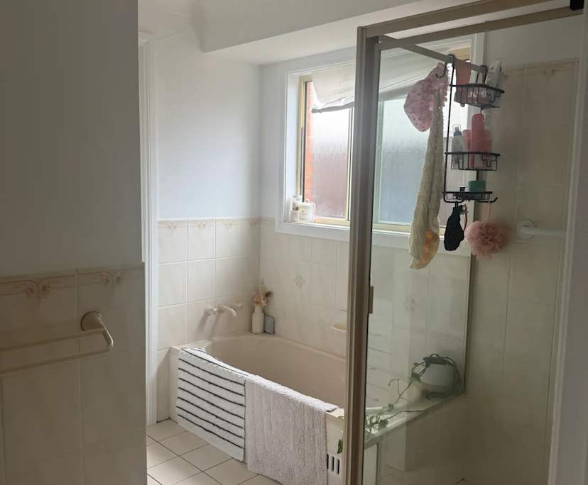 $181, Flatshare, 3 bathrooms, Adamstown NSW 2289