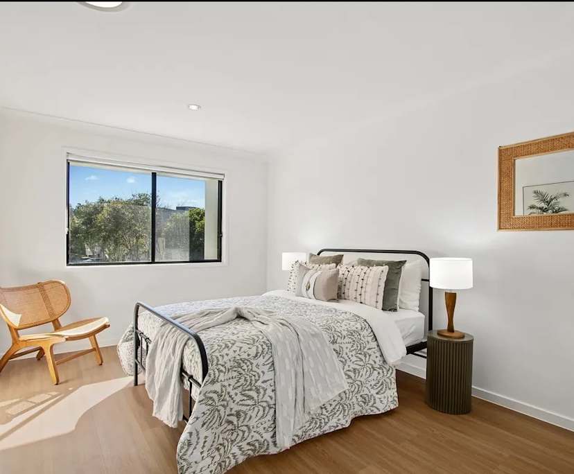 Whole property with 2 rooms for rent