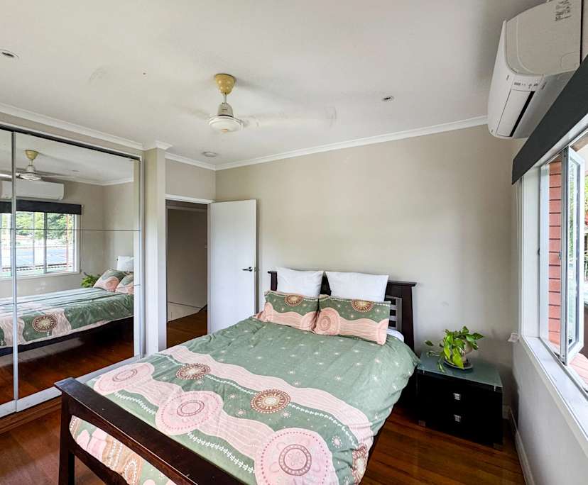 $300, Share-house, 2 rooms, Mooroobool QLD 4870, Mooroobool QLD 4870