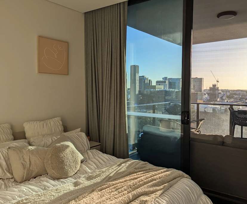 Furnished room in a flatshare