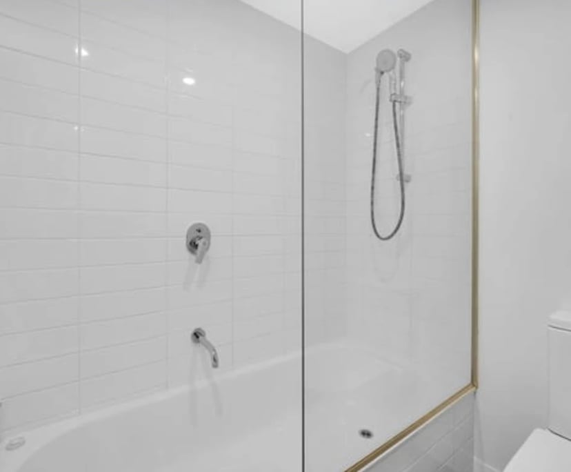Unfurnished room with own bathroom