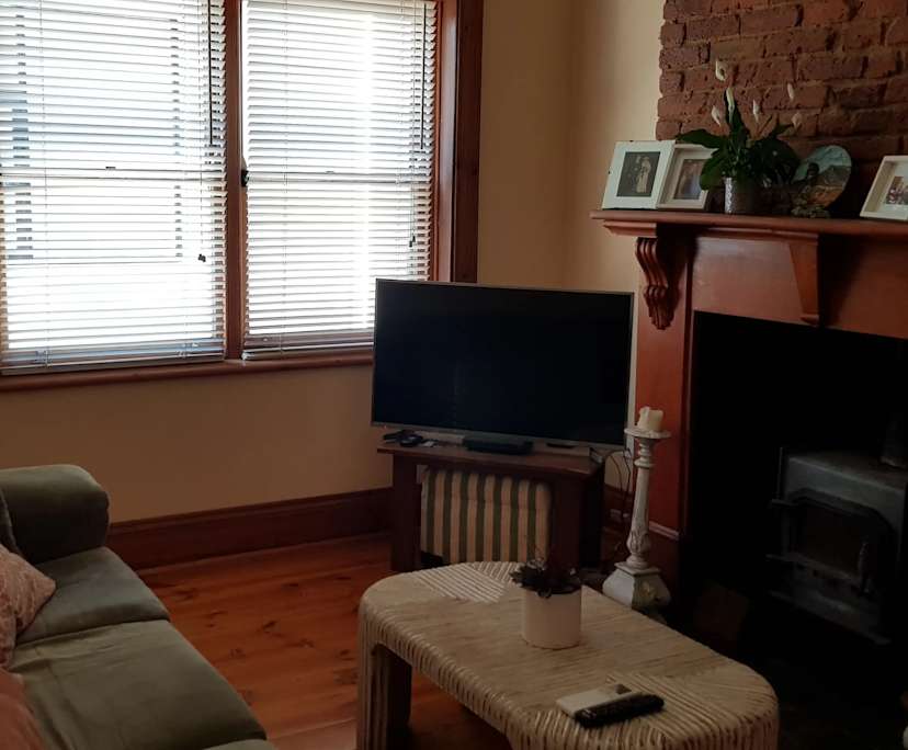 Room in a share house