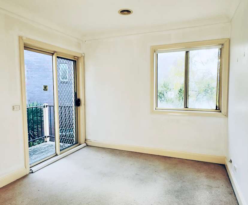 propertyImage