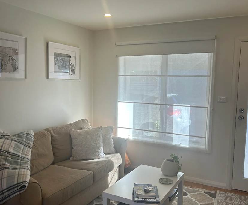 Unfurnished room in a flatshare